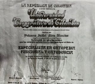 Acercar imagen: certificate 1