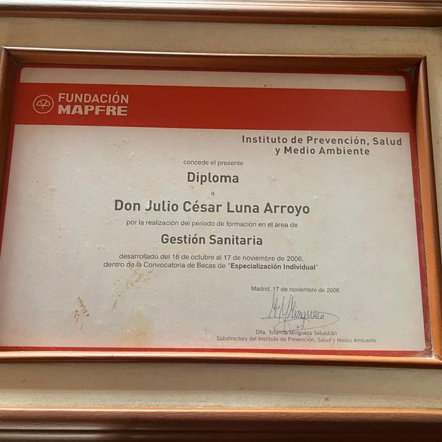 Acercar imagen: certificate 4