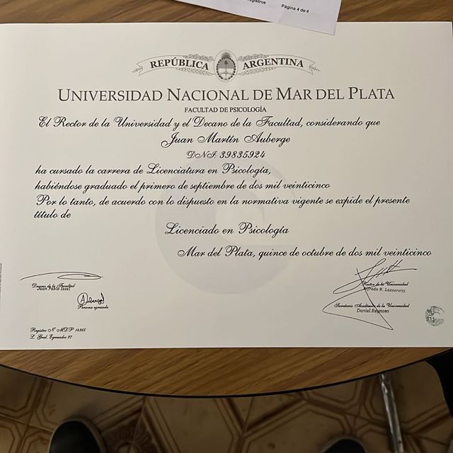 Acercar imagen: certificate 1