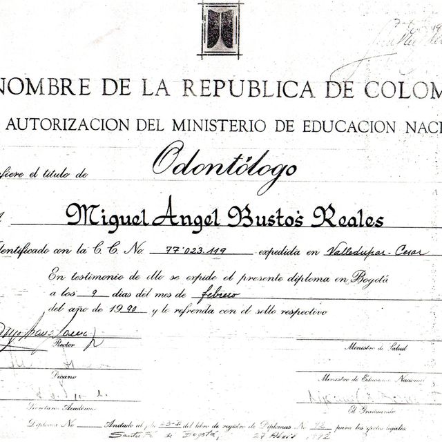 Acercar imagen: certificate 2