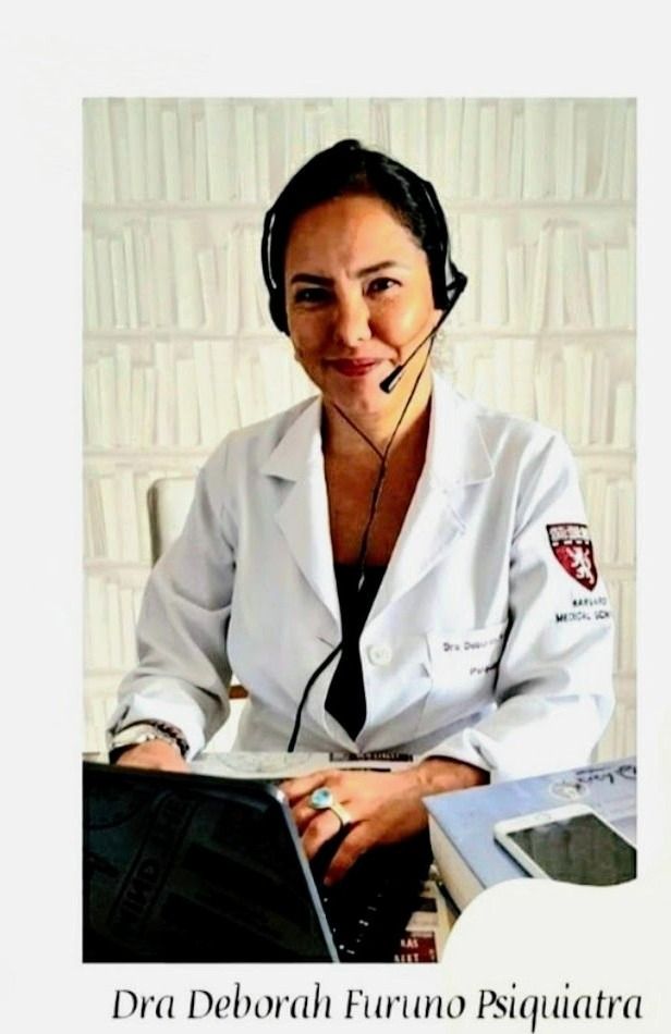 Ampliar imagem: Teleconsulta - Dra Deborah Furuno Psiquiatra