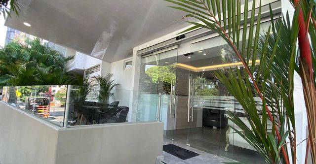 Acercar imagen: Recovery House