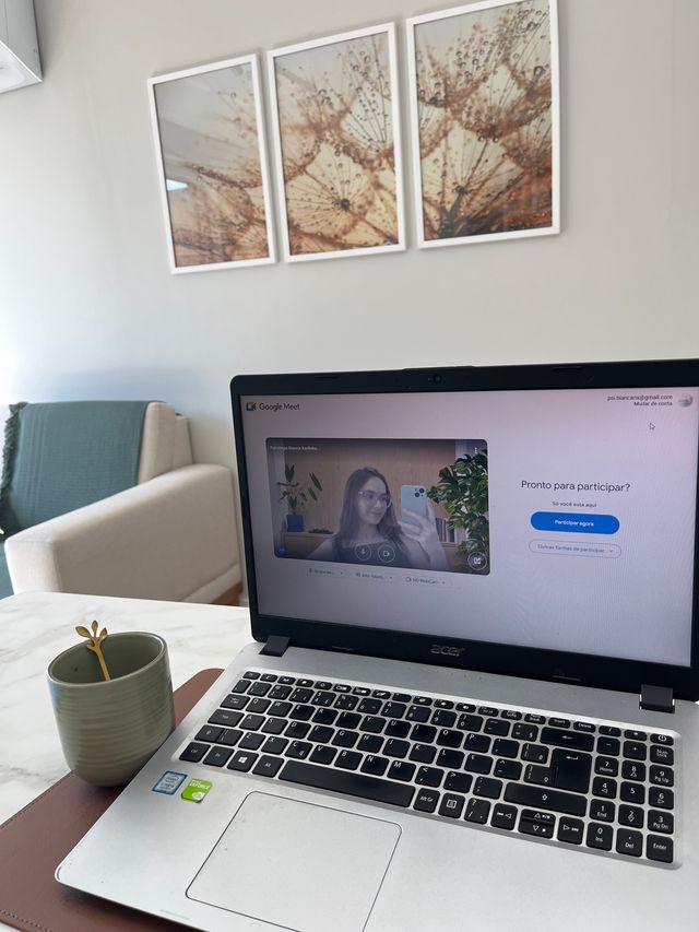 Ampliar imagem: Atendimento Online - Psicóloga Bianca Xarlinho