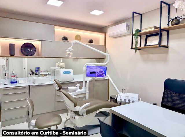 Ampliar imagem: Clínica Dra. Ana Paula Tuleski – Odontologia (atendimento com Dr. Fernando Cordeiro Camargo)