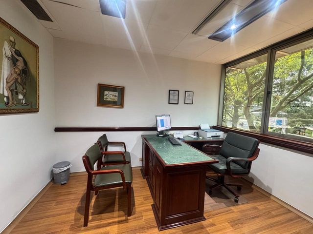 Acercar imagen: Consulta de Medicina Interna