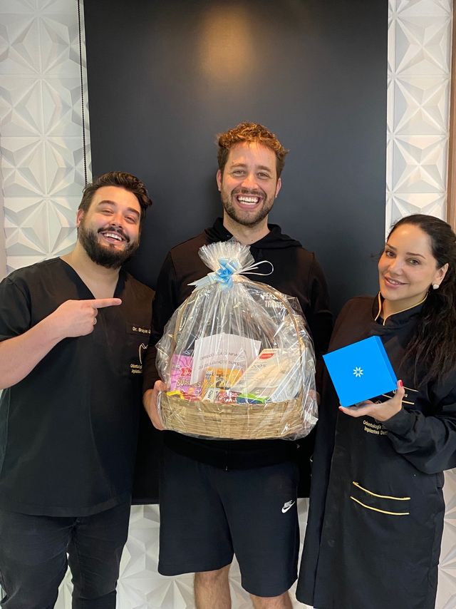 Ampliar imagem: Consultório Odontológico Dr. Brayan Gallinea