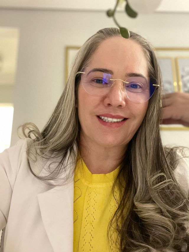 Ampliar imagem: Eliane Malaquias -> Consultório Virtual