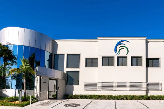 Ampliar imagem: Medicina Nelson Faidiga, Filhos E Associados