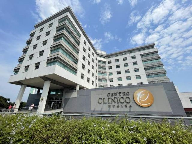 Ampliar imagem: Consultório Centro Clínico Regina