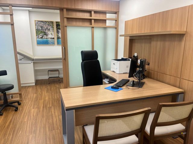 Ampliar imagem: Centro Médico Vitrium