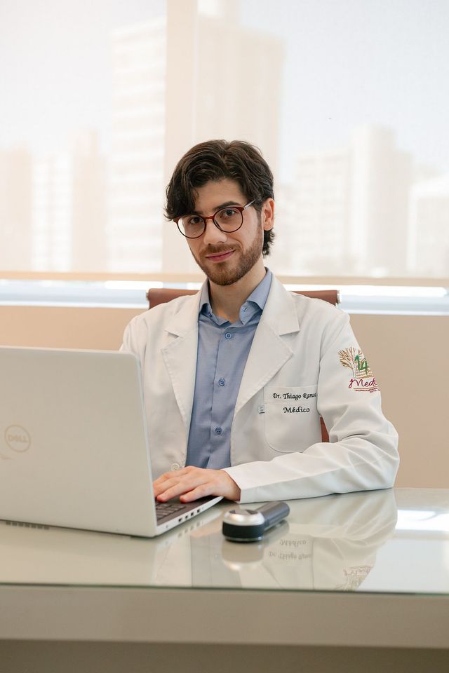 Ampliar imagem: Consultório particular - Belo Horizonte