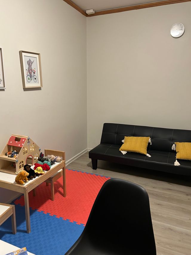 Acercar imagen: Consulta Psicológica, Centro Terapeutico Lazos