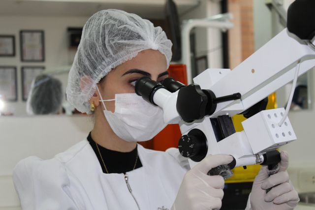 Ampliar imagem: Albuquerque & Rahhal Odontologia