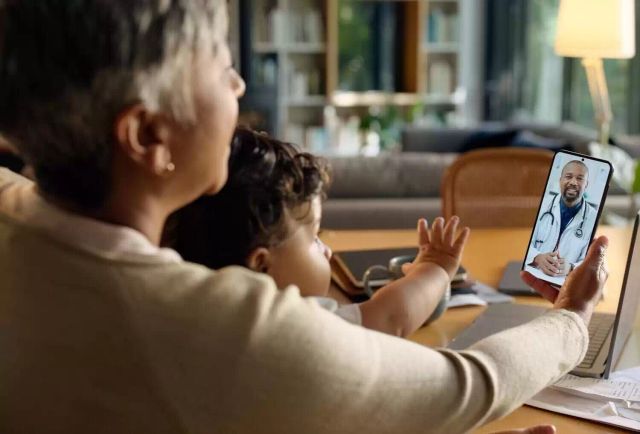 Ampliar imagem: Teleconsulta - Dr. Bruno Marcacini