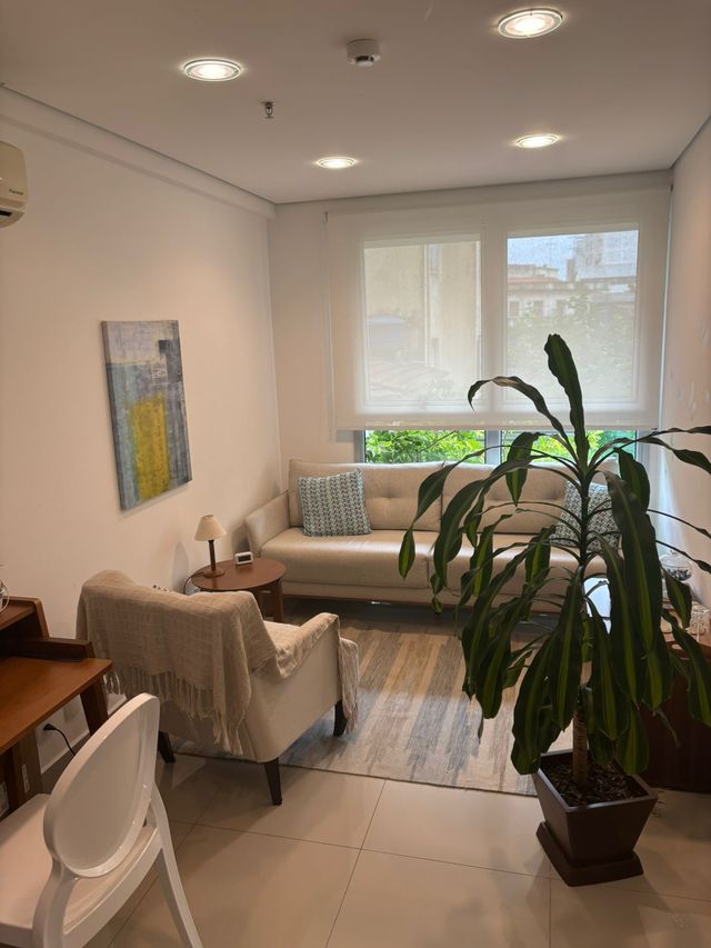 Ampliar imagem: Consultório Particular