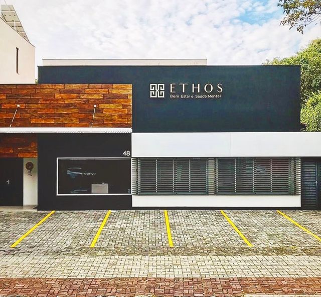 Ampliar imagem: Clínica Ethos