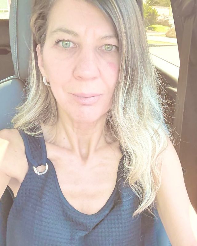 Ampliar imagem: Psi Nívia Lanznaster