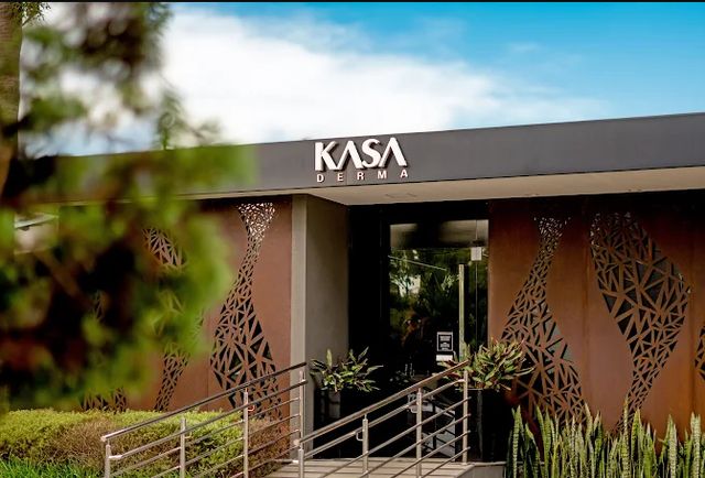 Ampliar imagem: Consultório Dr Marcus Coimbra (KASA Derma)