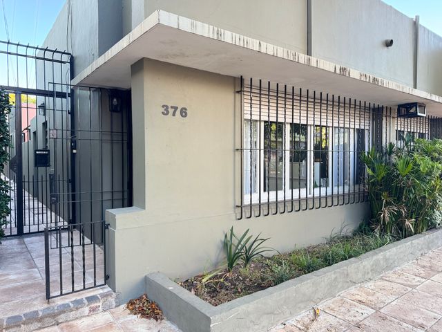 Acercar imagen: Consultorio privado