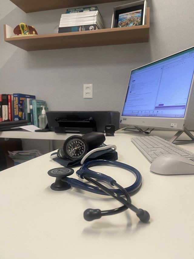 Ampliar imagem: Dr. Felipe Manzano - LPH - Humaitá