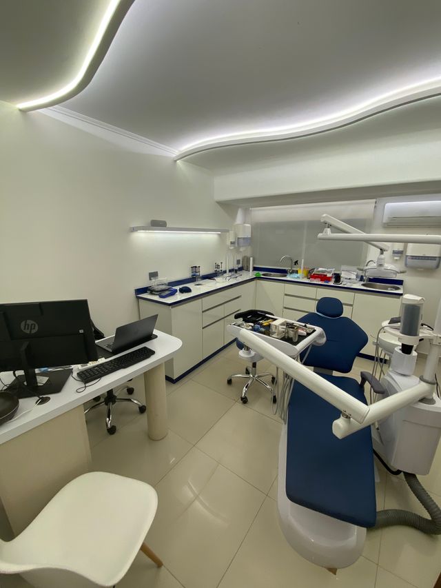 Acercar imagen: Clínica ProSalud / Estado, 47. Módulo B