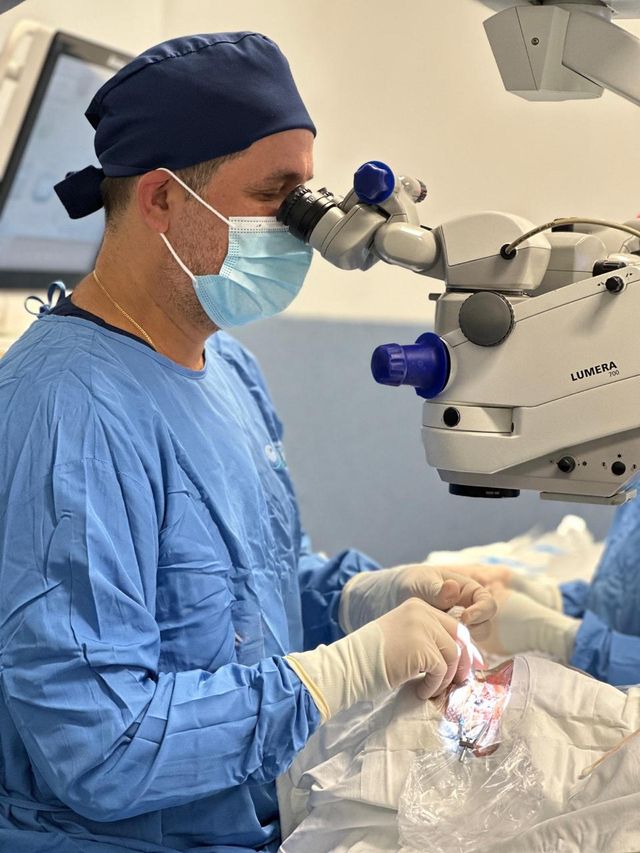 Acercar imagen: Piso 4 Consultorio 412 Clínica Oftalmológica de San Diego