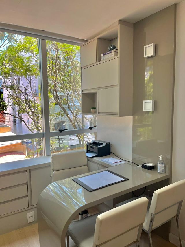 Ampliar imagem: Centro médico Jardins