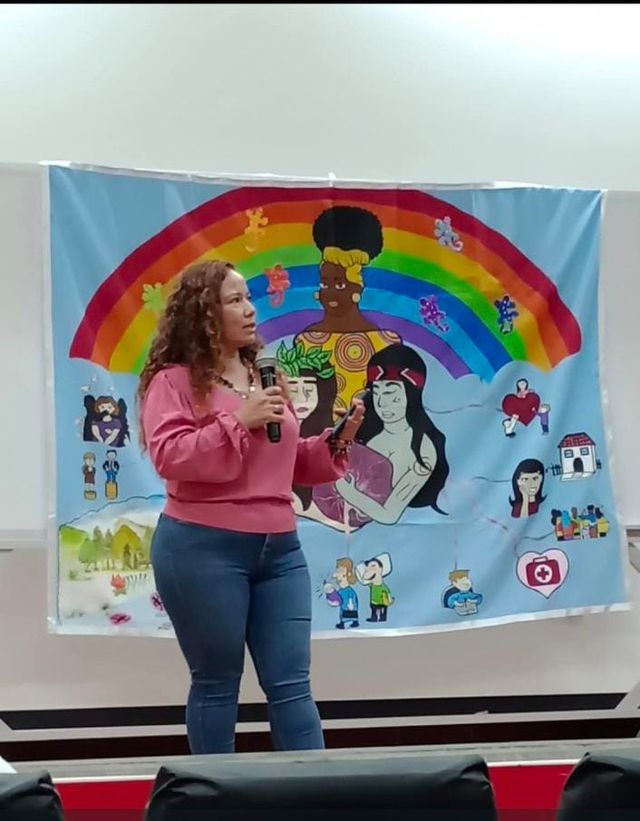 Acercar imagen: Norma Vargas – Psicología y Bienestar Emocional