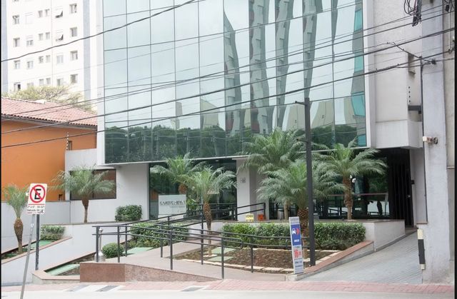 Ampliar imagem: Health Place