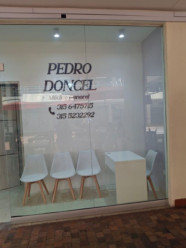 Acercar imagen: consulta medicina general