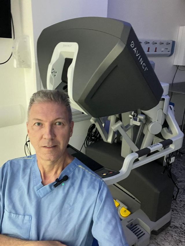 Ampliar imagem: Núcleo de Cirurgia de Cabeça E Pescoço de Santos