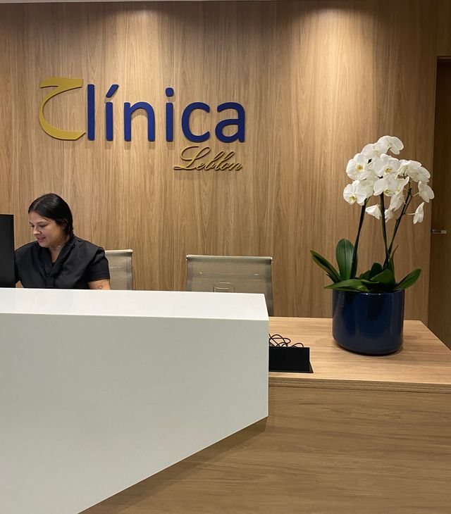 Ampliar imagem: Consultório Gustavo Cardoso -  Clinica Leblon