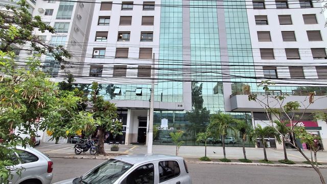 Ampliar imagem: Consultório particular