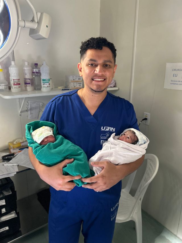 Ampliar imagem: Consultório para consultas online