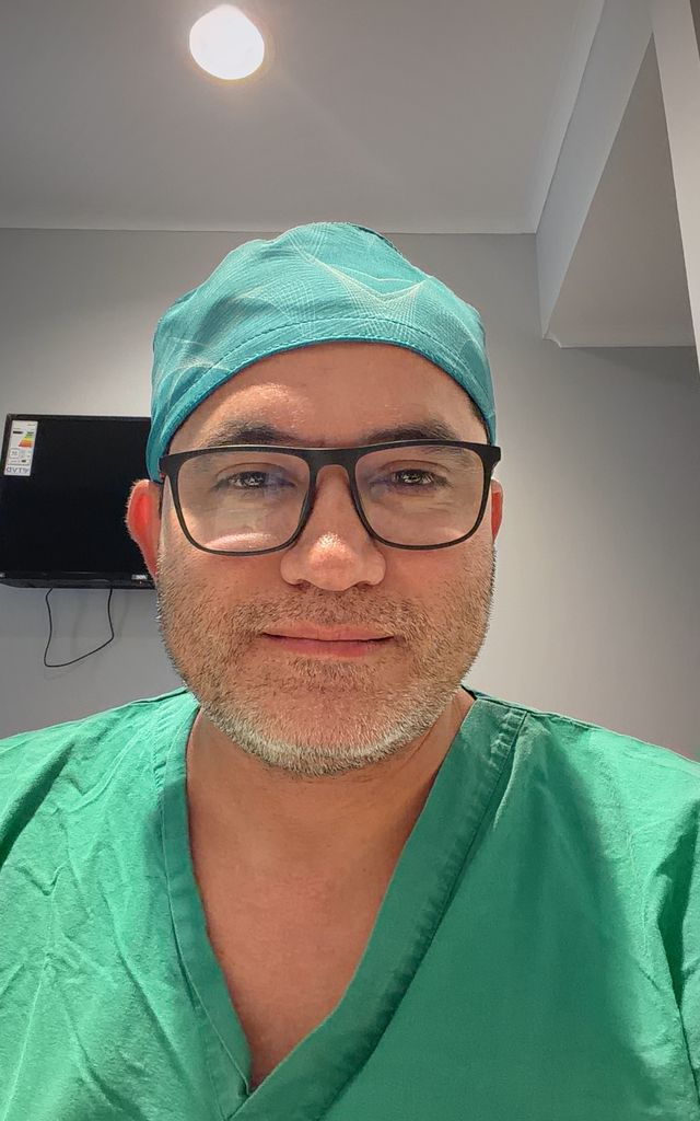 Acercar imagen: Centro Especialidades Medica Dr Alirio Quintero