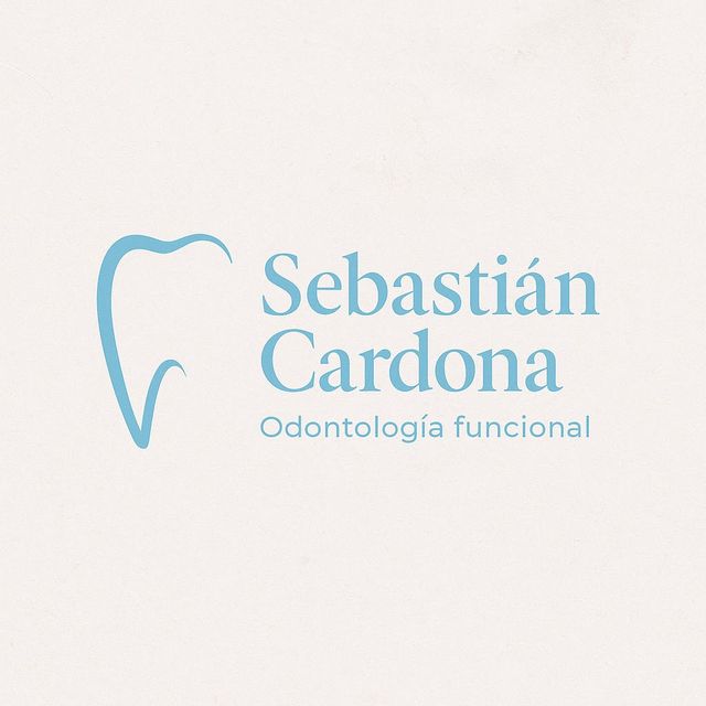Acercar imagen: Sebastian Cardona Odontologo 