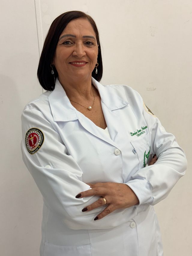 Ampliar imagem: Elenice terapeuta