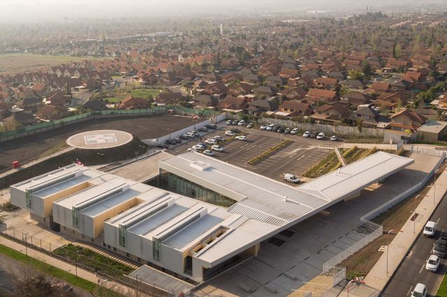 Acercar imagen: Clínica las Condes - centro médico Peñalolen 
