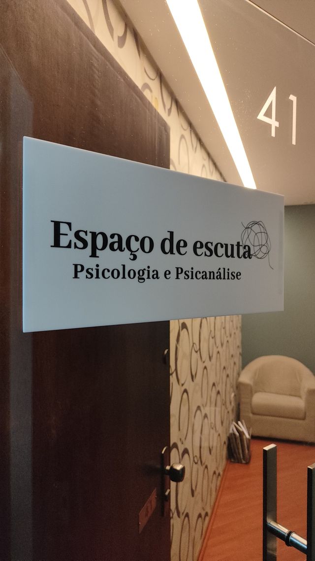 Ampliar imagem: Consultório Batel