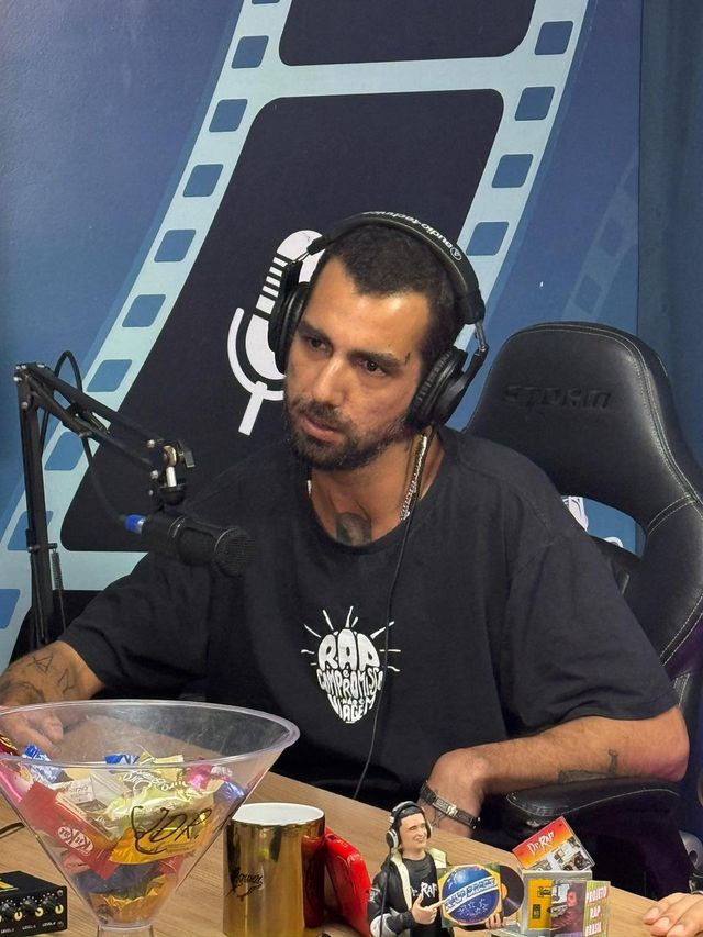 Ampliar imagem: ONLINE