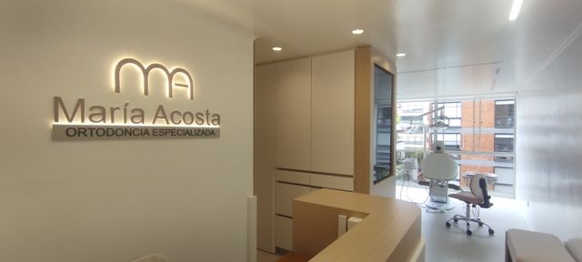 Acercar imagen: Consultorio odontologia-ortodoncia Maria Teresa Acosta Navarro