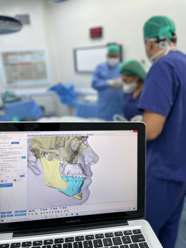 Ampliar imagem: Copa D'Or - Centro Médico Galeria Menescal