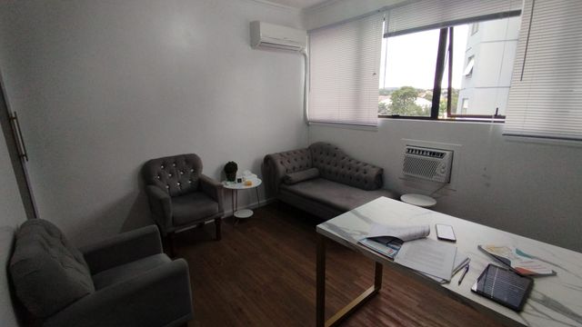 Ampliar imagem: Consultório de Psicologia Rossane Volquind Zona Sul