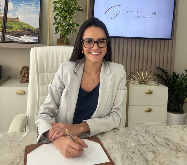 Ampliar imagem: Dra Camila Lobo - Neurologista