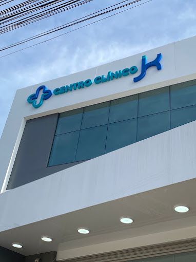 Ampliar imagem: Centro Clínico JK