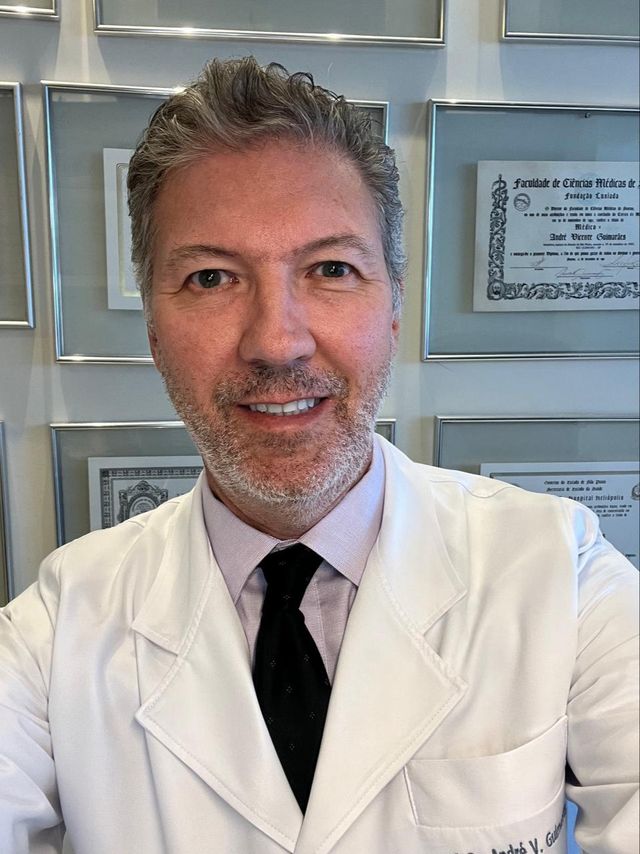 Ampliar imagem: Teleconsulta - Drº André Vicente Guimarães