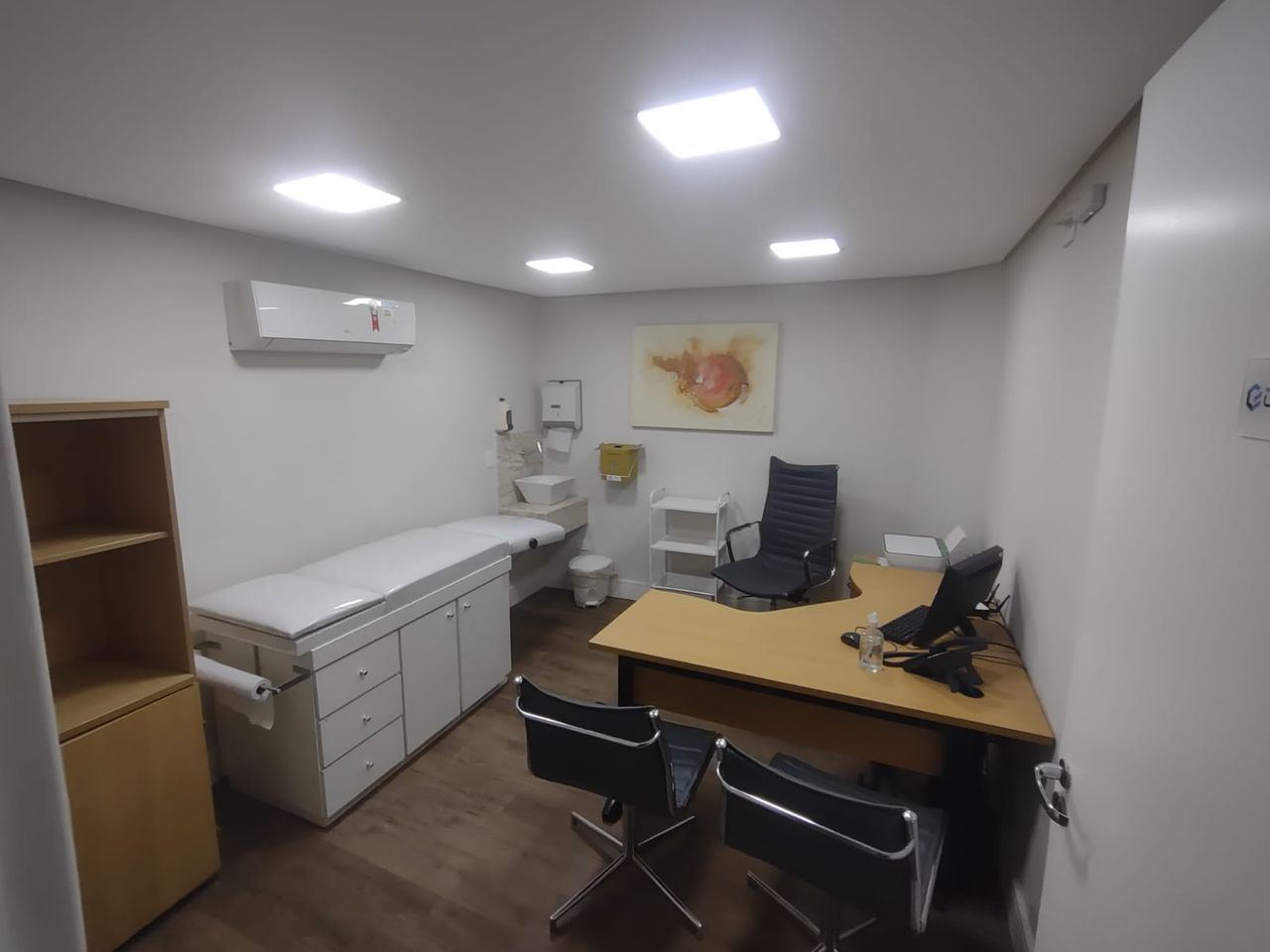 Samuel Ramos Holder-2