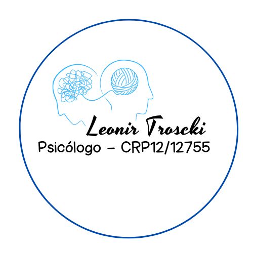 Leonir Troscki-0