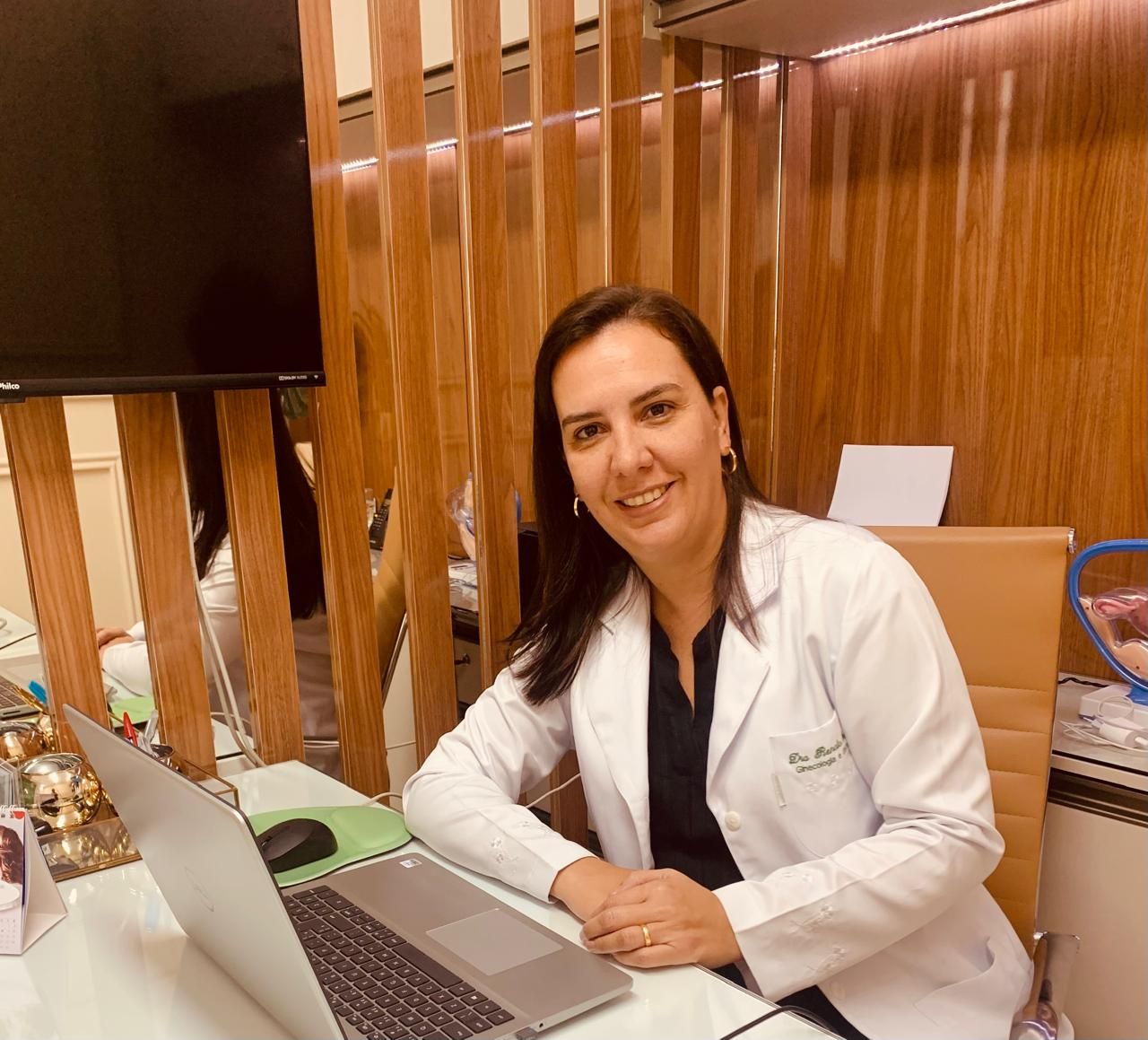 Renata De Medeiros Wanderley Gadelha-7