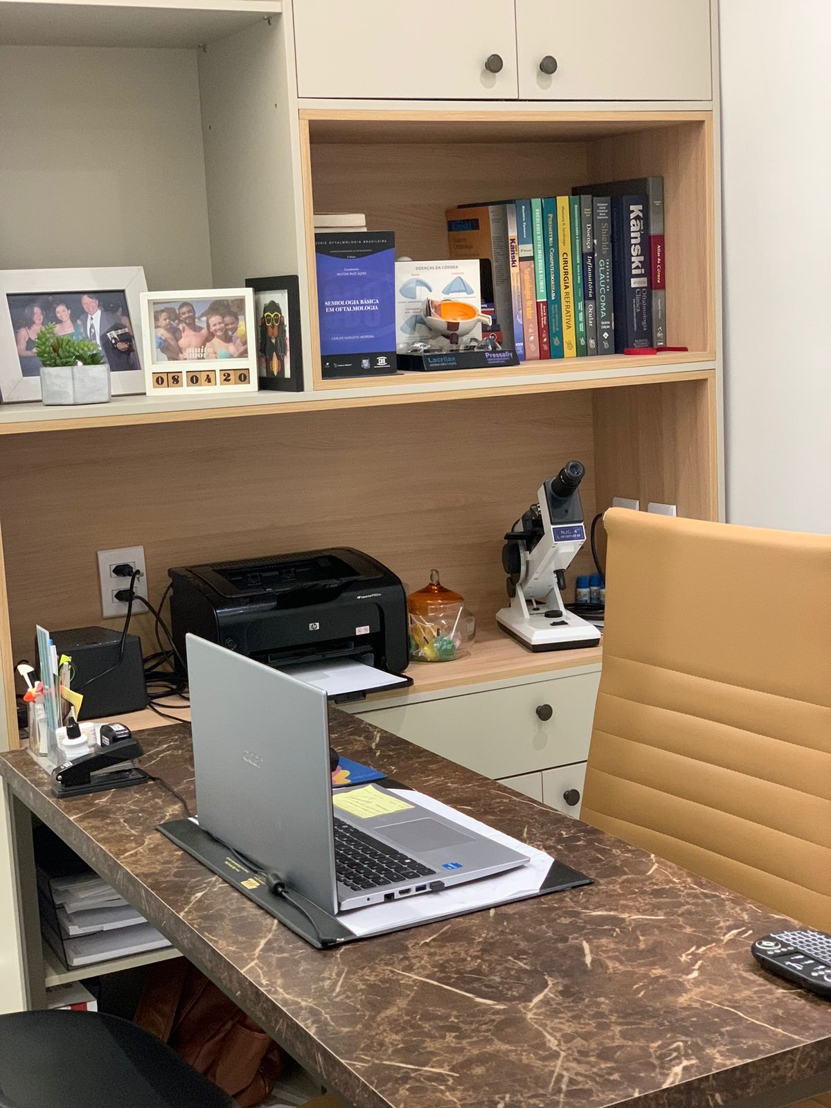 Aline Andreza Henderson De Castro-17